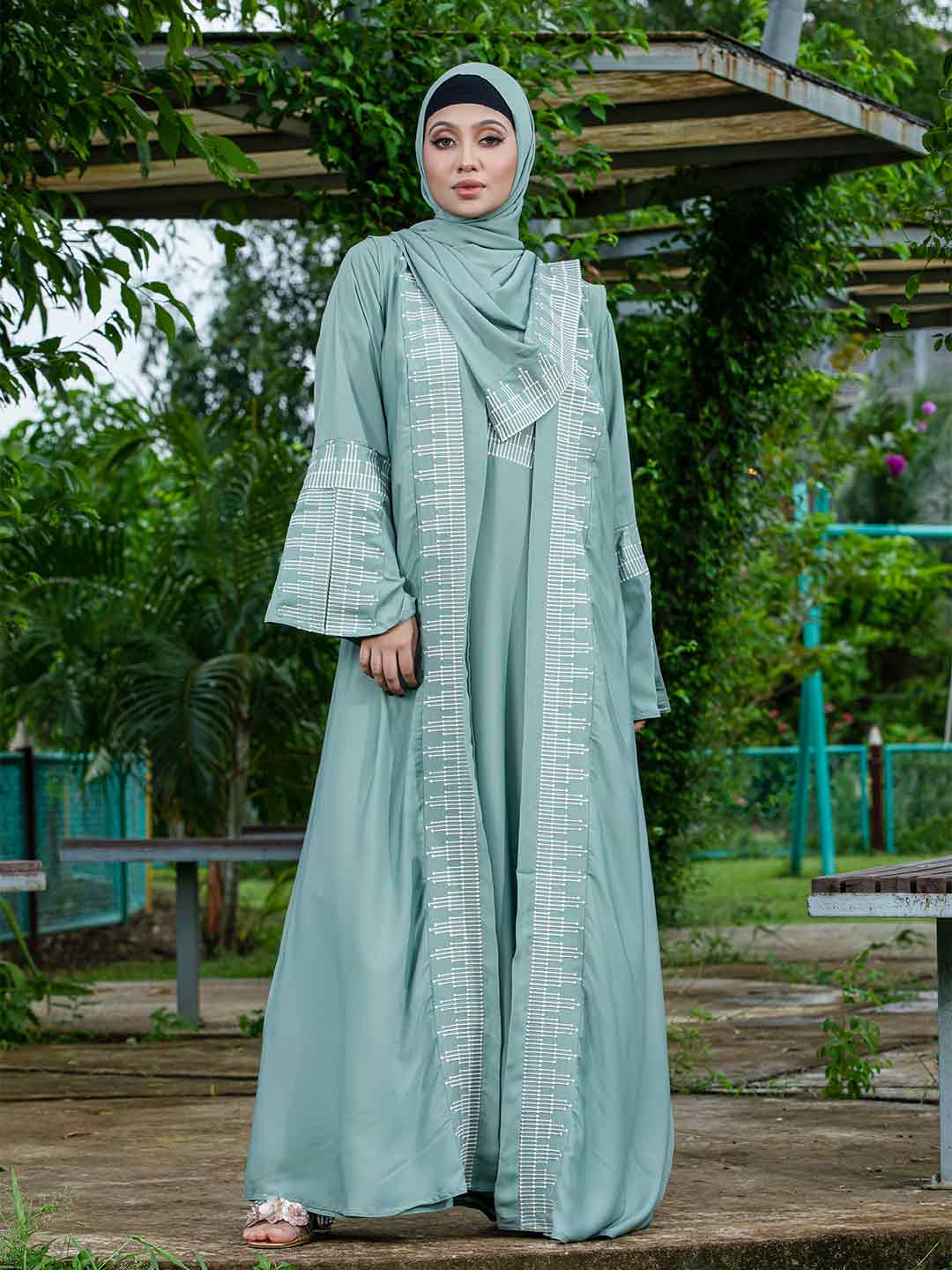 Aqua Color Embroidery Borka